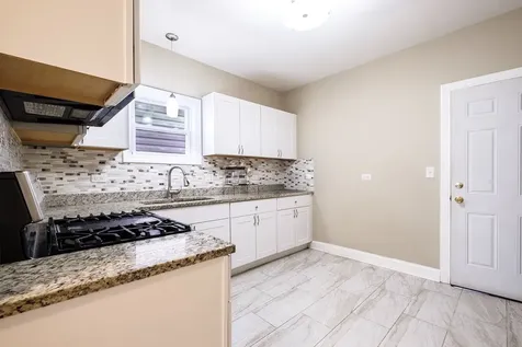 4825 West 28th Street Cicero IL 60804