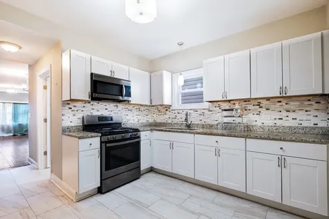 4825 West 28th Street Cicero IL 60804