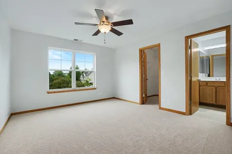 937 Emerald Drive Pingree Grove IL 60140