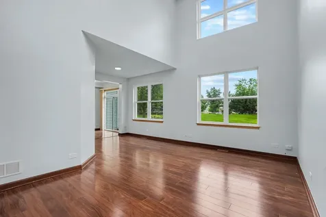 937 Emerald Drive Pingree Grove IL 60140