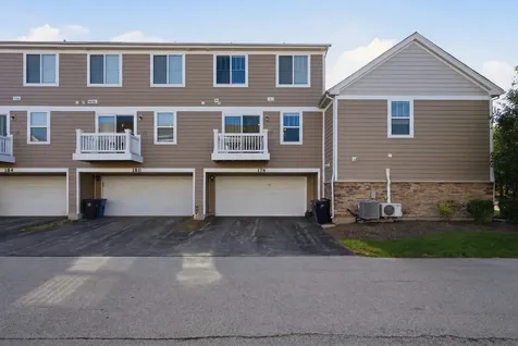 176 Goldenrod Drive Elgin IL 60124