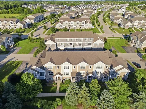 176 Goldenrod Drive Elgin IL 60124