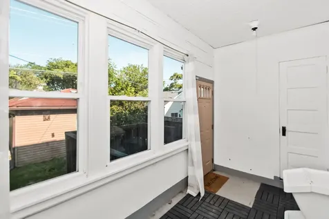 1033 Hayes Avenue Oak Park IL 60302