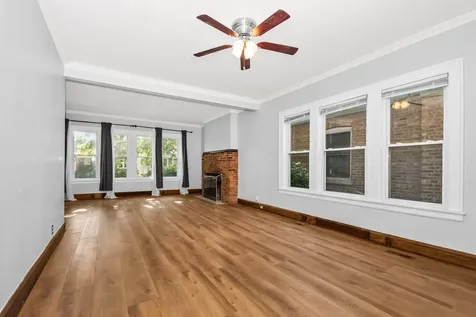 1033 Hayes Avenue Oak Park IL 60302