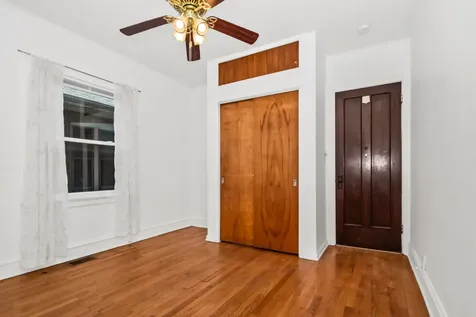 1033 Hayes Avenue Oak Park IL 60302