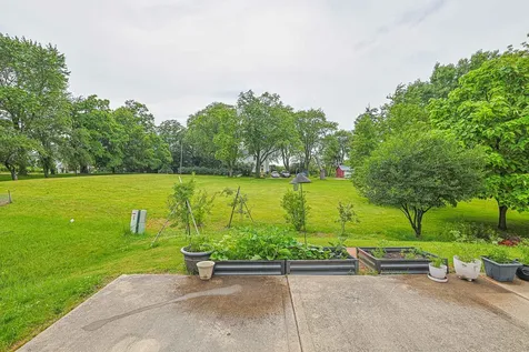 39764 Waterloo Drive Beach Park IL 60083