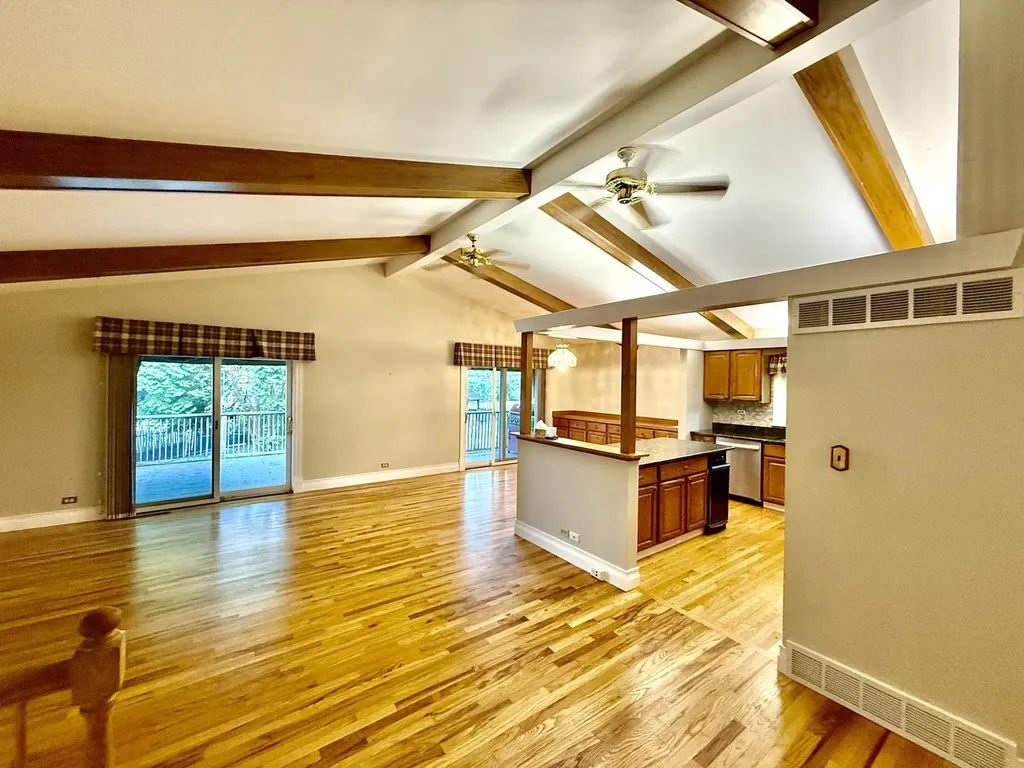332 West Gartner Road Naperville IL 60540