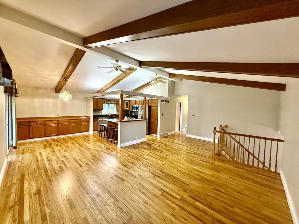 332 West Gartner Road Naperville IL 60540