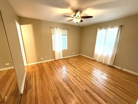 332 West Gartner Road Naperville IL 60540