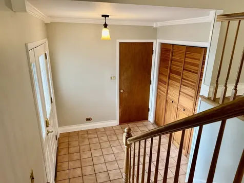 332 West Gartner Road Naperville IL 60540