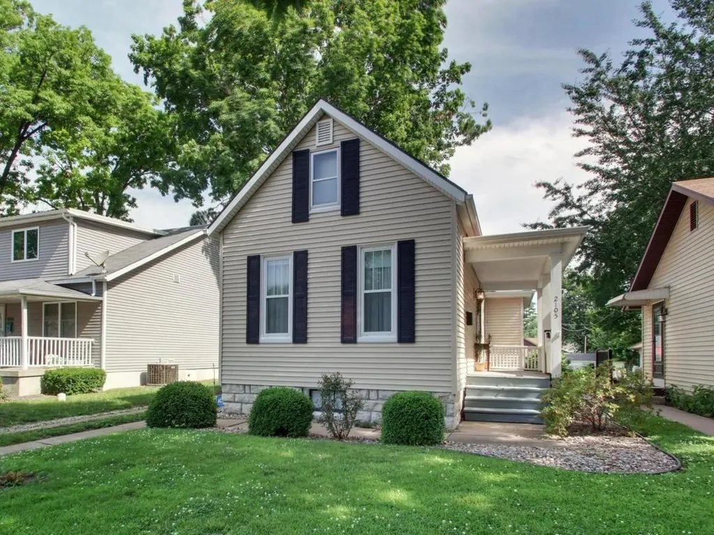 2105 Jefferson Street Quincy IL 62301