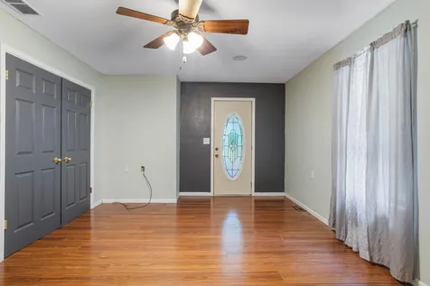 492 County Road 0 Sadorus IL 61872