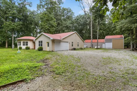 492 County Road 0 Sadorus IL 61872