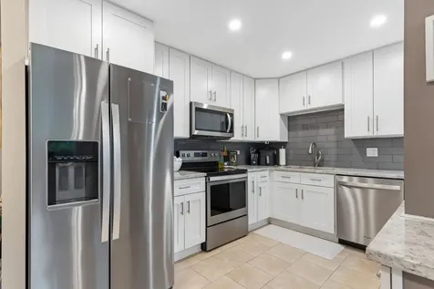 1243 East Baldwin Lane Palatine IL 60074