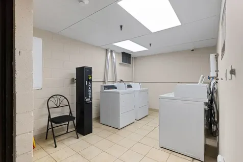 1243 East Baldwin Lane Palatine IL 60074