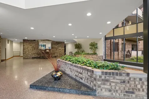1243 East Baldwin Lane Palatine IL 60074