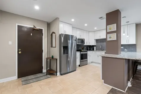 1243 East Baldwin Lane Palatine IL 60074