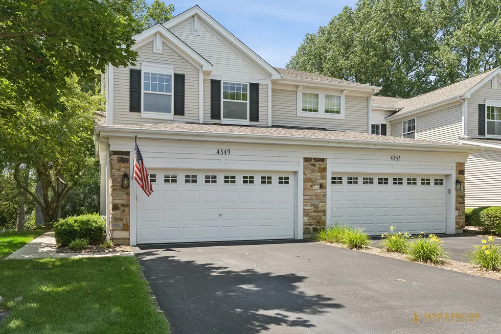 4349 Waters Edge Drive Island Lake IL 60042