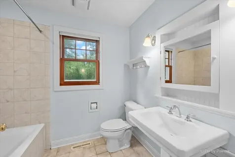 4703 North Waltshire Lane Mchenry IL 60051