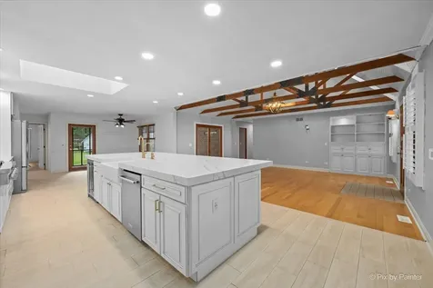 4703 North Waltshire Lane Mchenry IL 60051