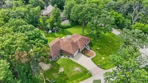 4703 North Waltshire Lane Mchenry IL 60051