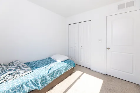 908 Bradford Drive Naperville IL 60563
