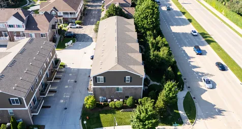 908 Bradford Drive Naperville IL 60563
