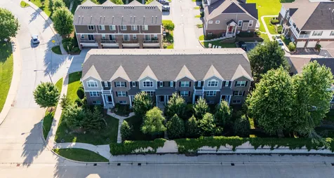 908 Bradford Drive Naperville IL 60563