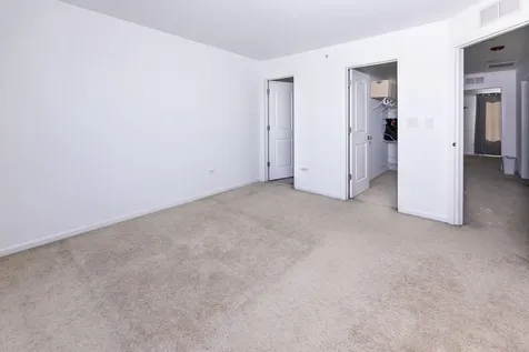 908 Bradford Drive Naperville IL 60563