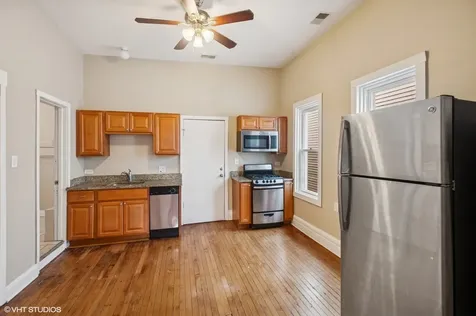 1702 North Campbell Avenue Chicago IL 60647