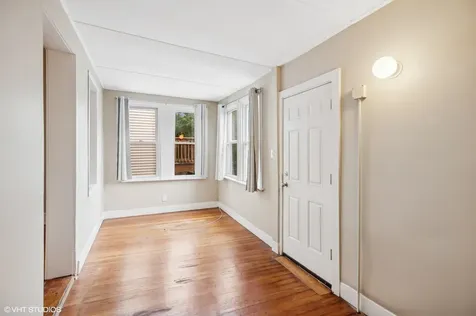 1702 North Campbell Avenue Chicago IL 60647