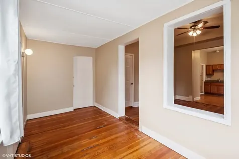 1702 North Campbell Avenue Chicago IL 60647