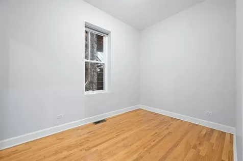 825 North Winchester Avenue Chicago IL 60622