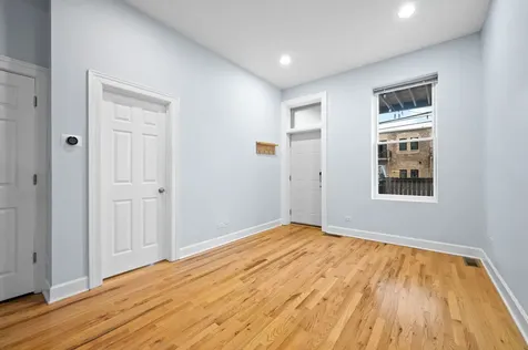 825 North Winchester Avenue Chicago IL 60622