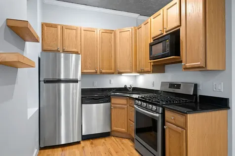 825 North Winchester Avenue Chicago IL 60622