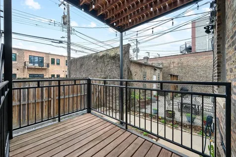 825 North Winchester Avenue Chicago IL 60622