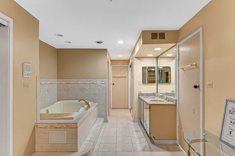 2817 Chariot Lane Olympia Fields IL 60461