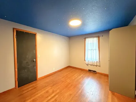 271 North Douglas Street Bradley IL 60915