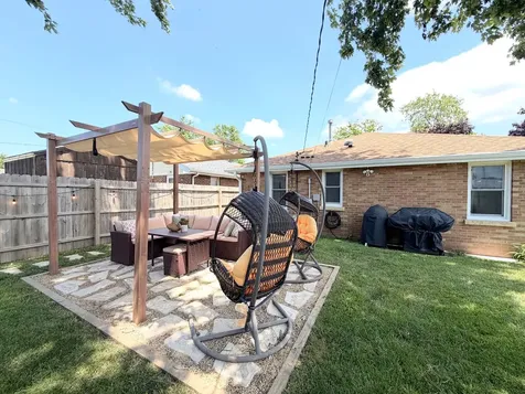 271 North Douglas Street Bradley IL 60915