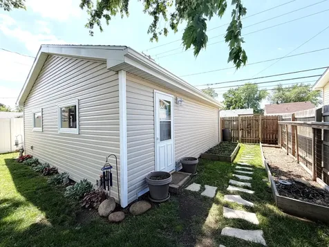 271 North Douglas Street Bradley IL 60915