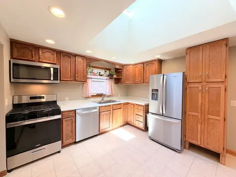 271 North Douglas Street Bradley IL 60915