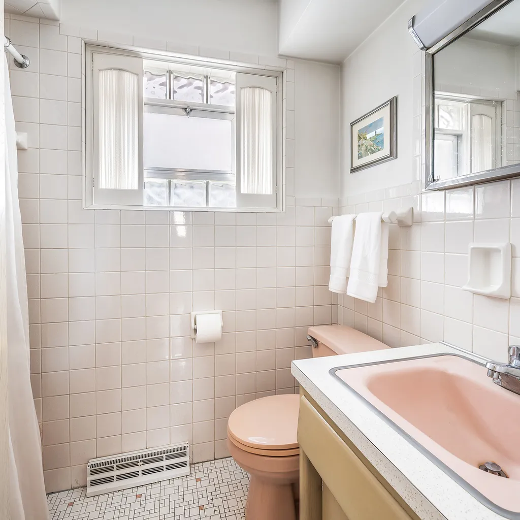 5337 West Ardmore Avenue Chicago IL 60646