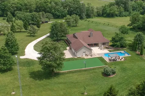 2268 East 2250 North Road Carlock IL 61725