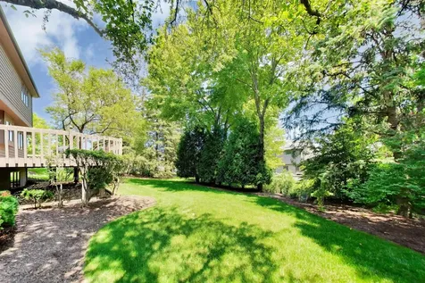 1204 Kristin Drive Libertyville IL 60048