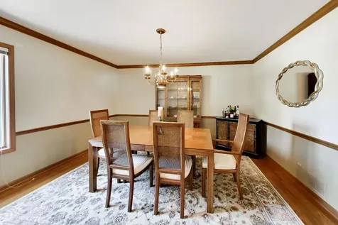 1204 Kristin Drive Libertyville IL 60048