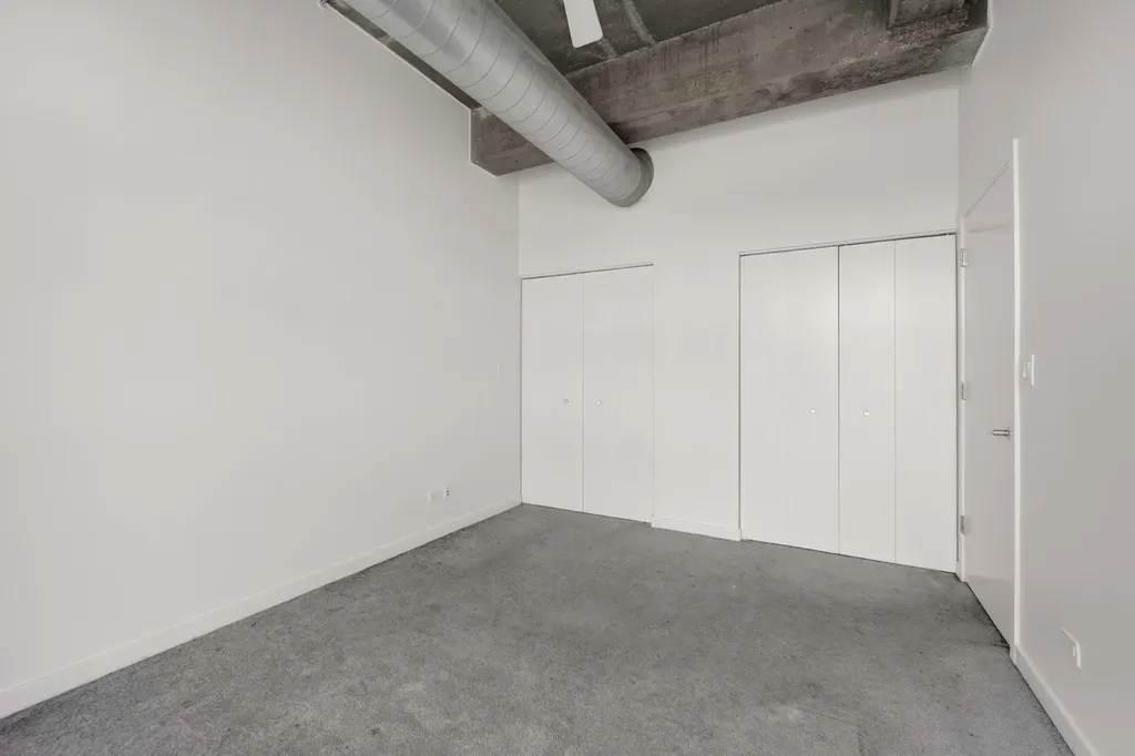 1071 West 15th Street Chicago IL 60608