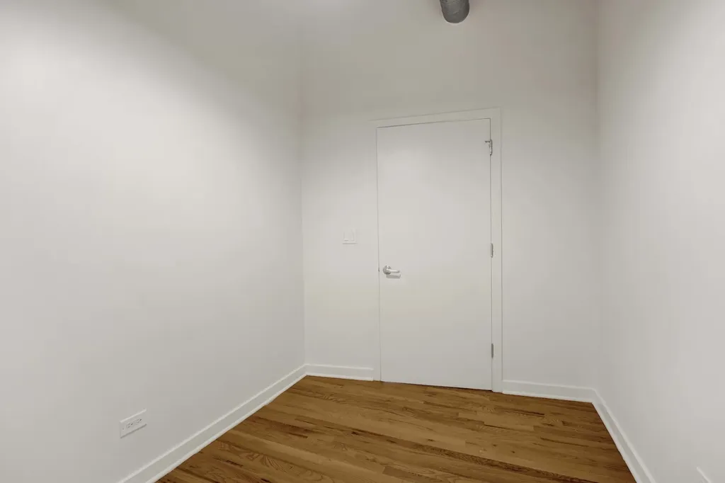 1071 West 15th Street Chicago IL 60608