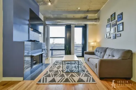 1071 West 15th Street Chicago IL 60608