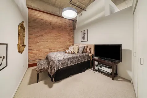 900 North Kingsbury Street Chicago IL 60610