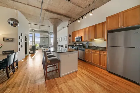 900 North Kingsbury Street Chicago IL 60610
